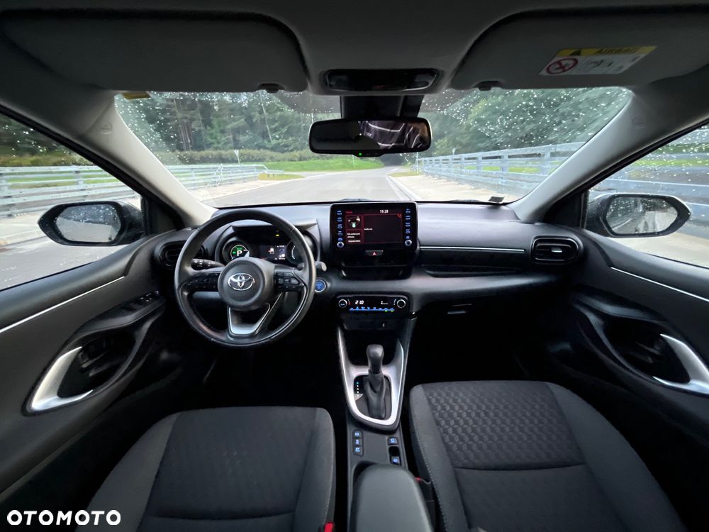 Toyota Yaris Hybrid 1.5 Executive - 13