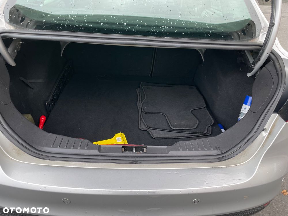 Ford Focus 1.6 Trend - 4