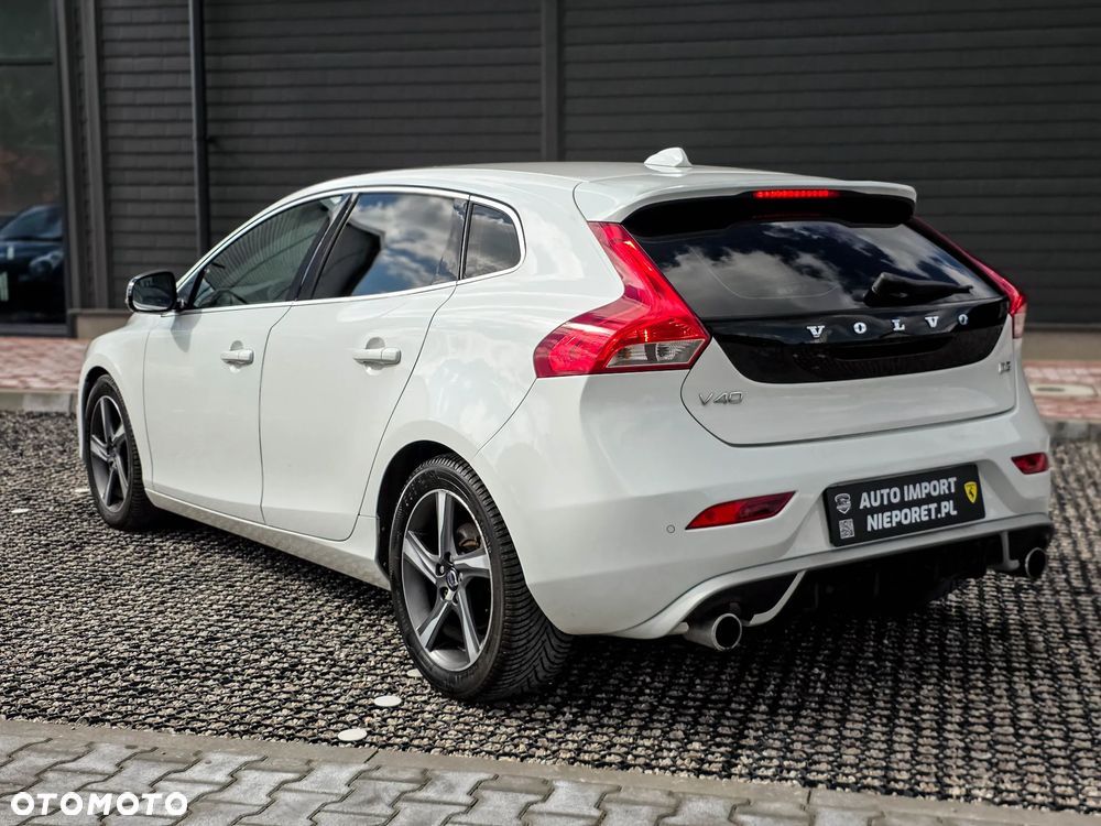 Volvo V40 D3 Geartronic R Design - 32