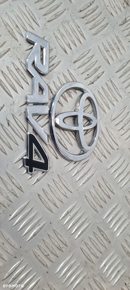 Toyota Rav4 II Emblemat Klapy - 1