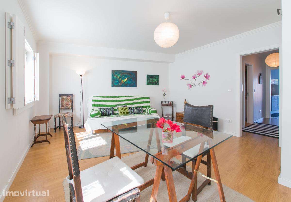 Apartamento com 1 quartos - localizado em Graça Lisbon - Grande imagem: 2/10