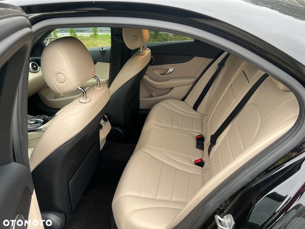 Mercedes-Benz Klasa C 200 4MATIC 9G-TRONIC - 6
