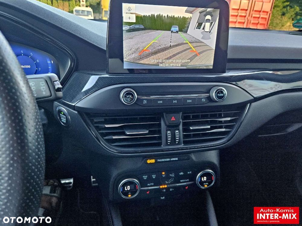Ford Focus - 34