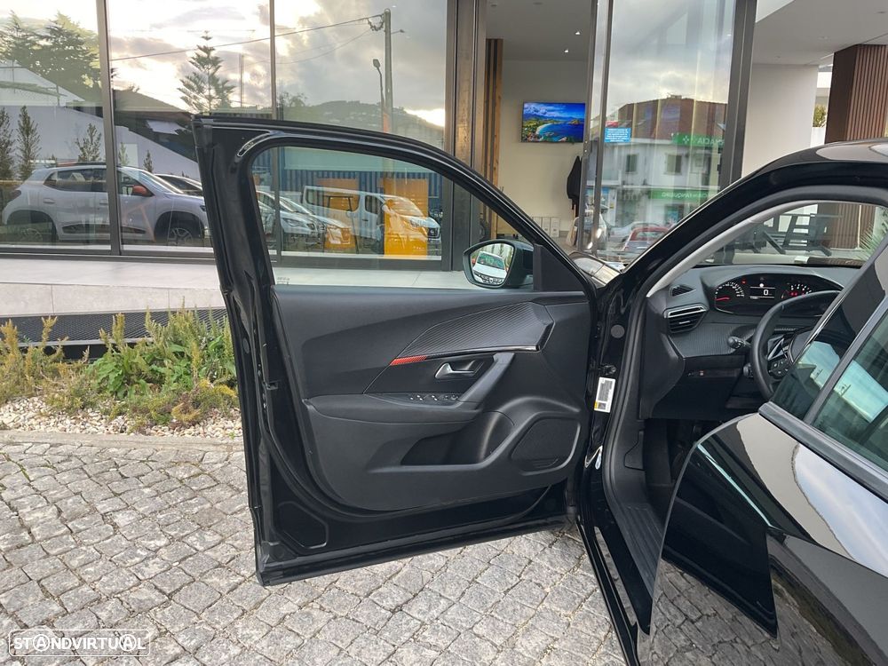 Peugeot 2008 1.2 PureTech Active - 21