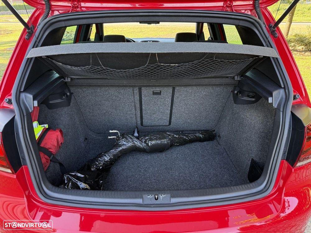VW Golf 2.0 GTI - 36