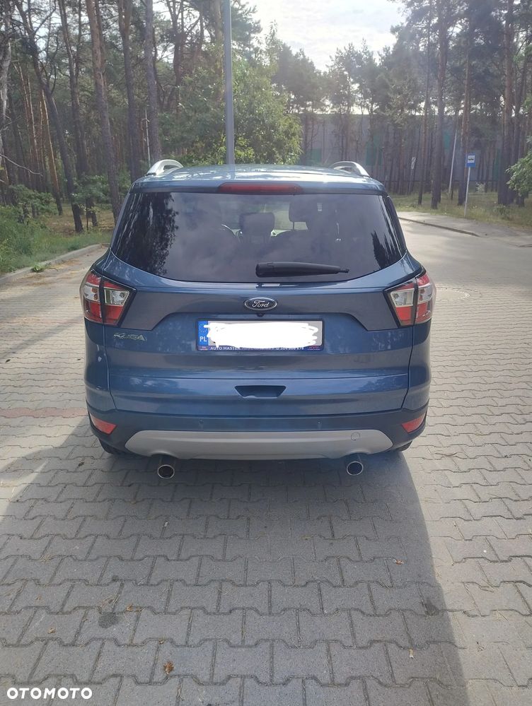 Ford Kuga 1.5 EcoBoost FWD Titanium - 4
