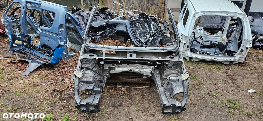 Chrysler Pacifica 2016-  Podłużnica Fartuch Słupek A Ściana grodziowa Ćwiartka przód lewy przód prawy kolor PAU