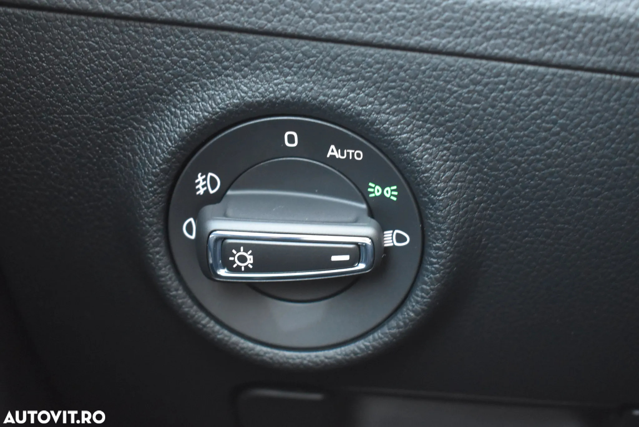 Skoda Superb Combi 2.0 TDI DSG Style - 12