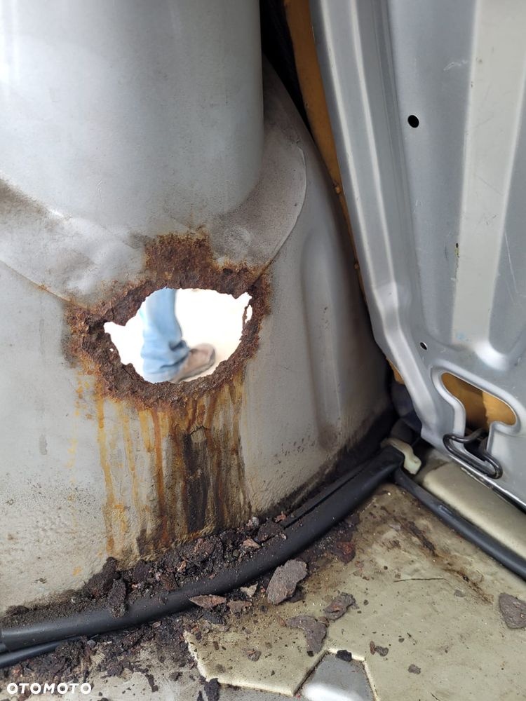 Volkswagen Jetta - 16