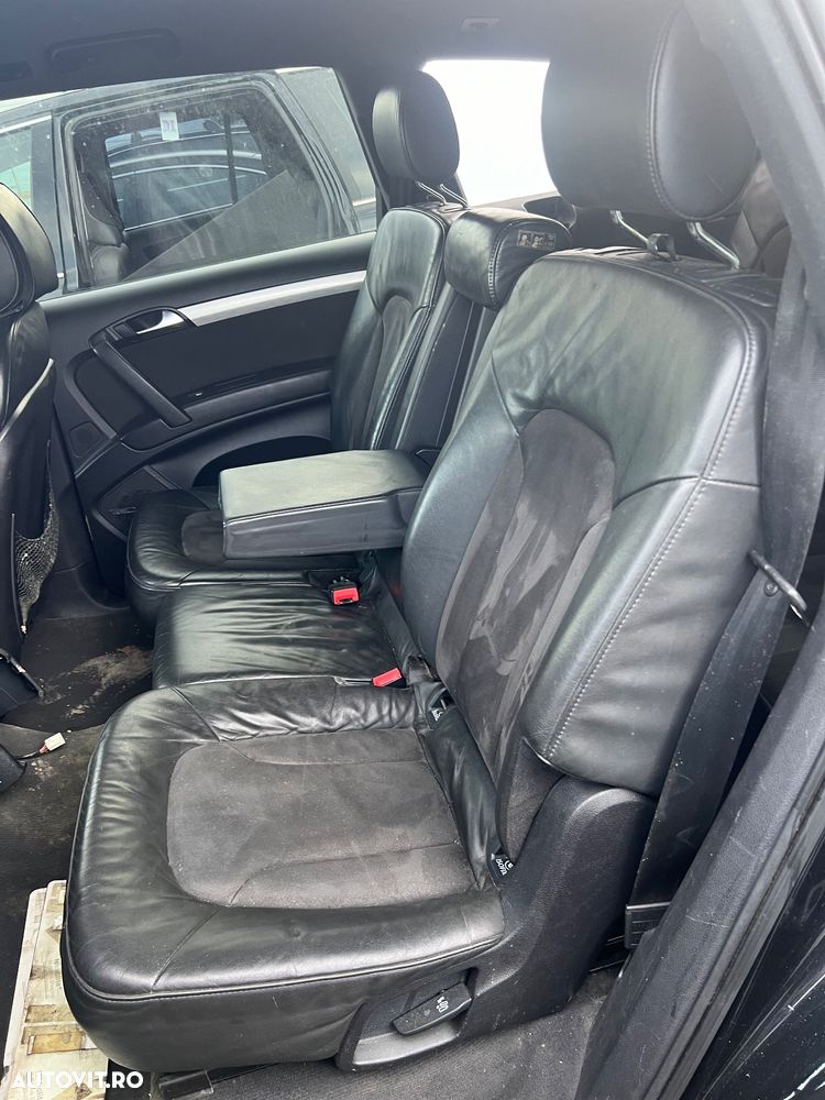 DEZMEMBREZ Piese AUDI Q7 Motor 3.0 Diesel Cod BUG Diesel Euro 4 Cutie de Viteze Automata Kit injectie injector injectoare Turbina Turbo pompa injectie inalta Bara Fata completa Capota Far Portiera Fata spate Stanga dreapta Oglinda Haion Luneta Interior piele Carlig Cui remorcare Volan cu airbag S Line An 2006-2012 - 8