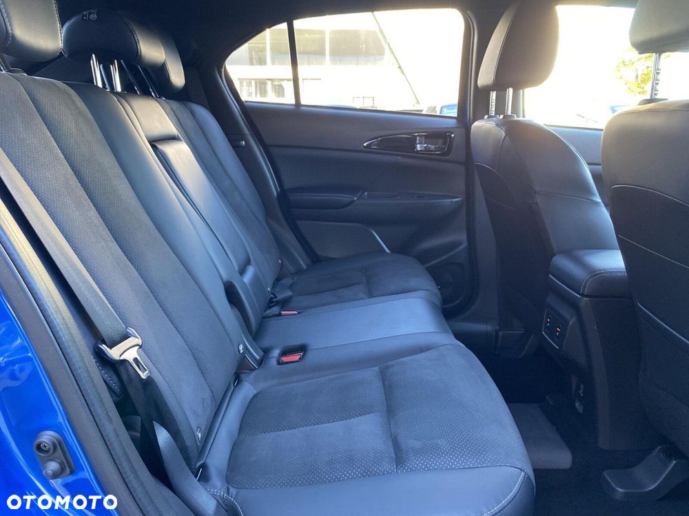 Mitsubishi Eclipse Cross - 18