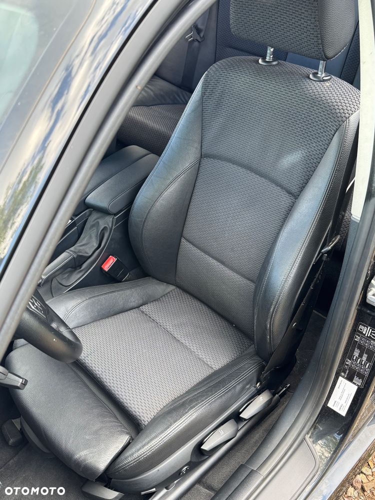 BMW Seria 3 320d Blue Performance Sport Line - 9
