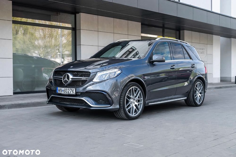 Mercedes-Benz GLE - 1