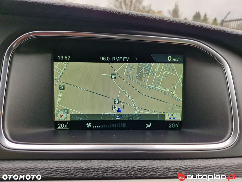 Volvo V40 D2 Momentum - 38