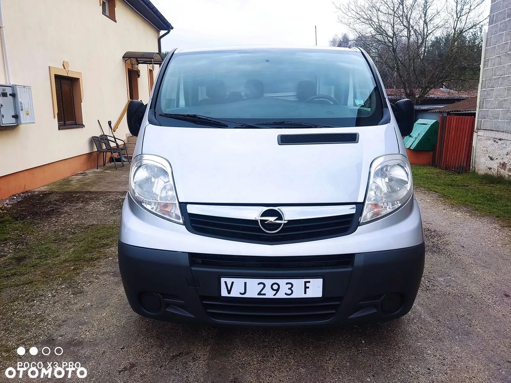 Opel Vivaro - 10