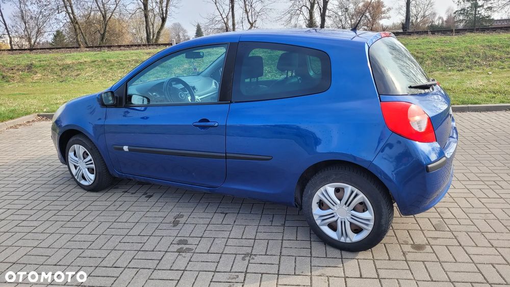 Renault Clio 1.2 TCE Authentique - 2