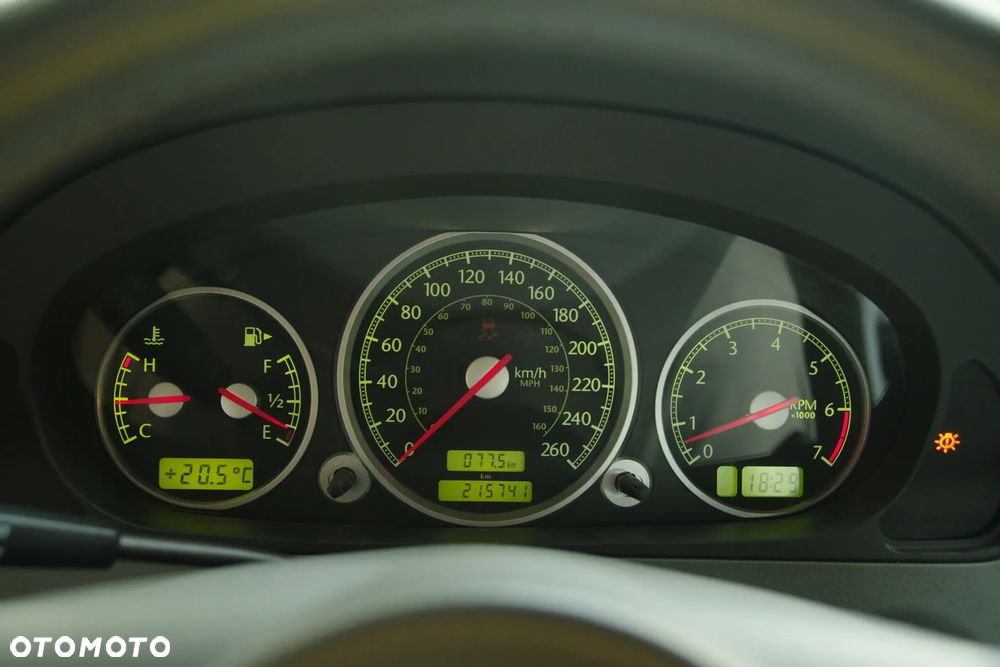 Chrysler Crossfire Standard - 11