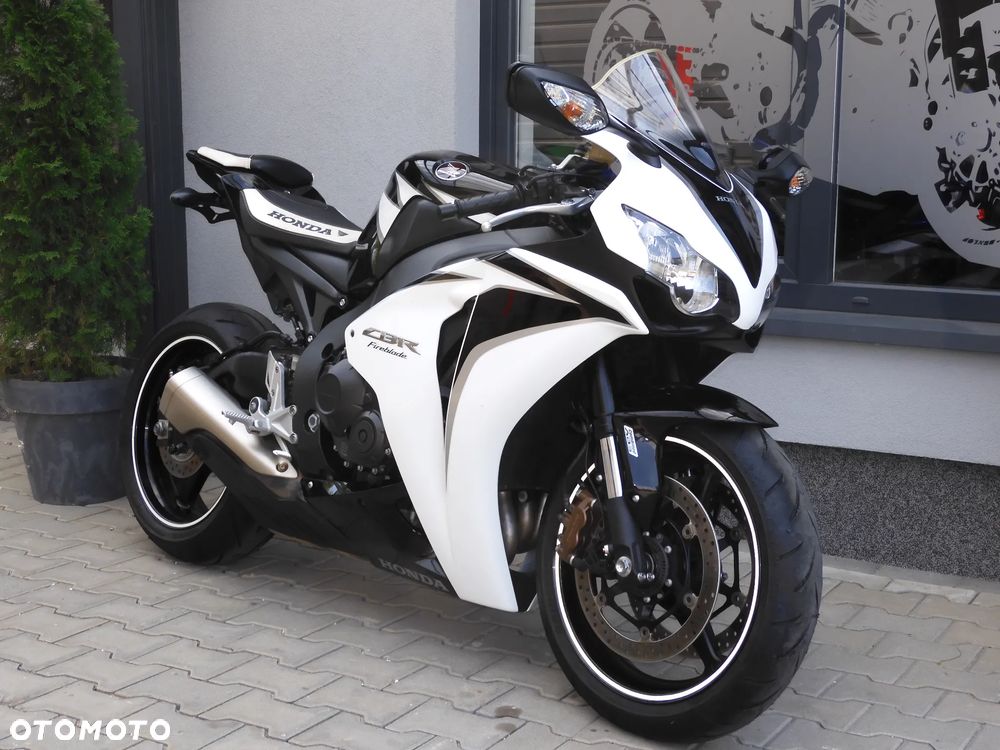 Honda CBR - 19