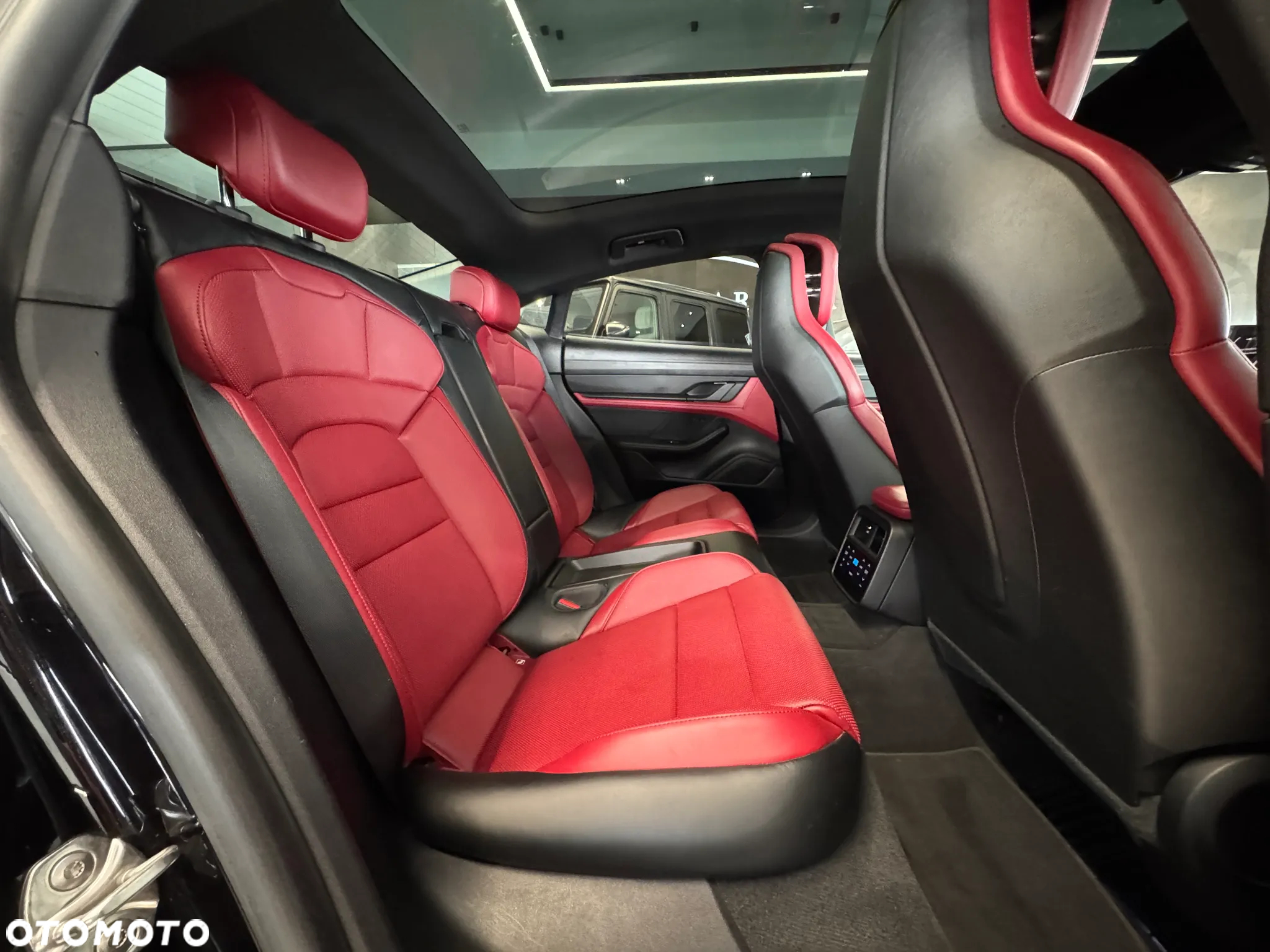 Porsche Taycan Standard - 20