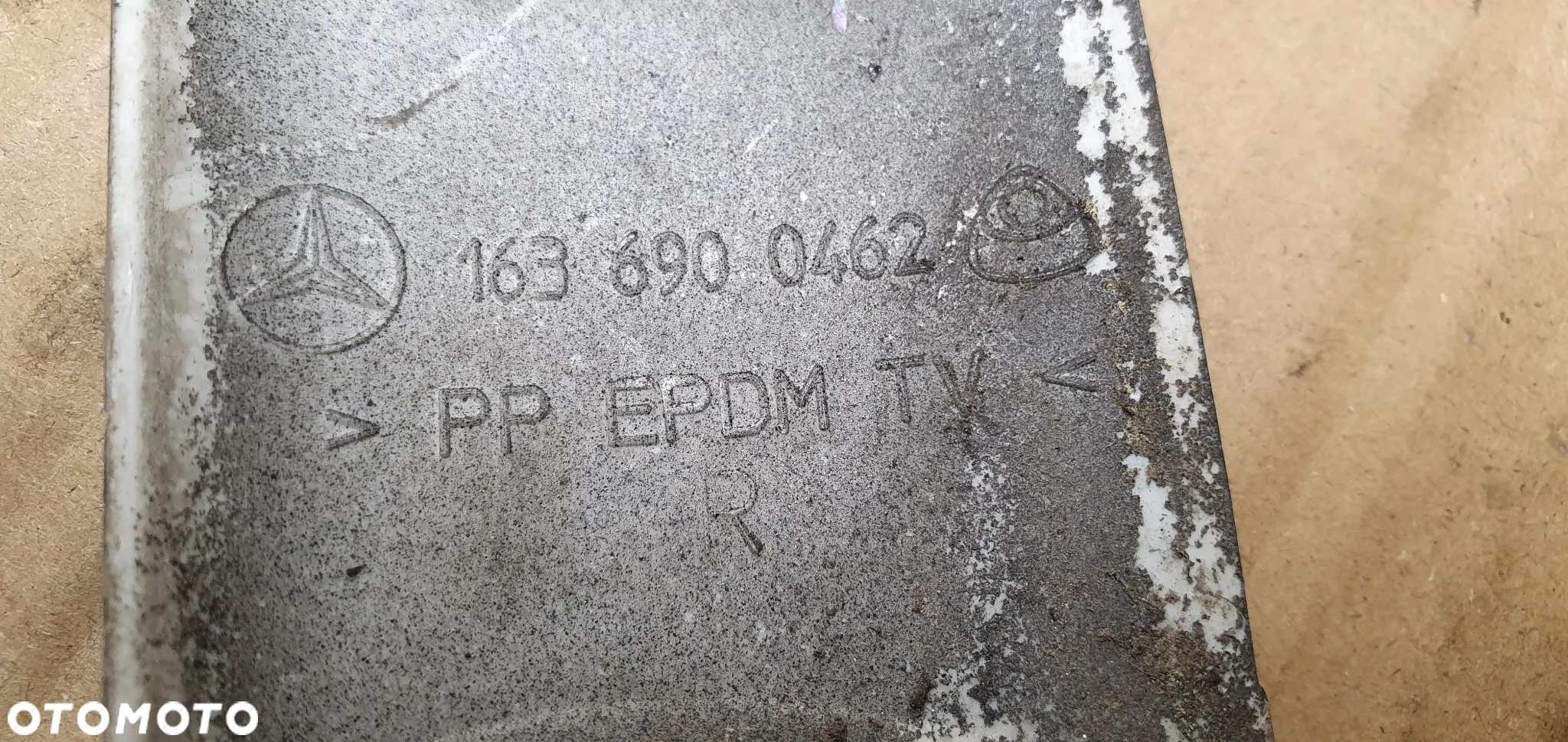 Listwa drzwi prawy tył tylna prawa Mercedes ML W163 1636900462 - 5