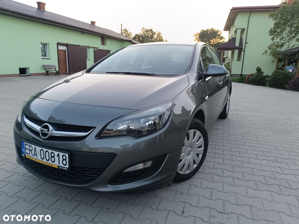 Opel Astra - 1