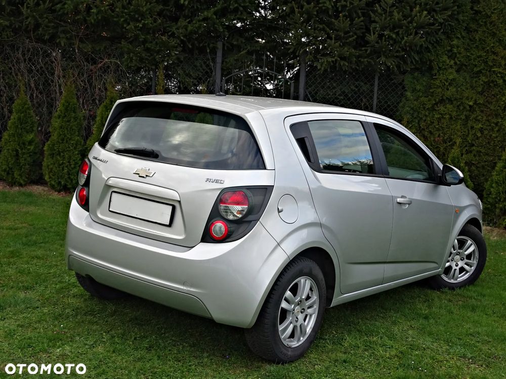 Chevrolet Aveo - 15