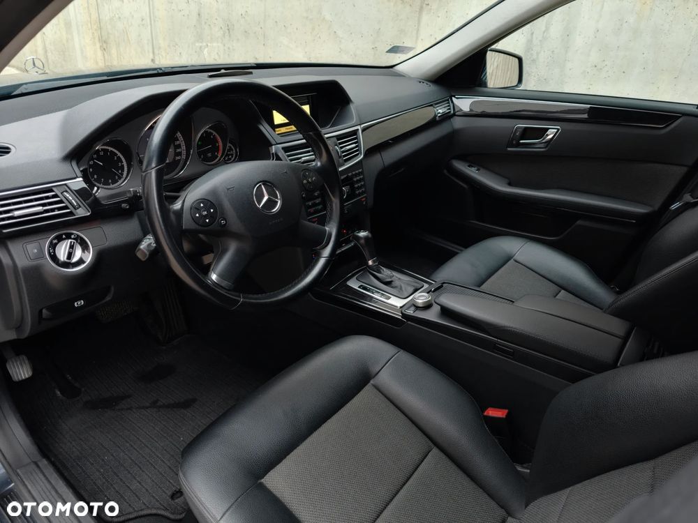 Mercedes-Benz Klasa E 220 CDI 7G-TRONIC Avantgarde - 14