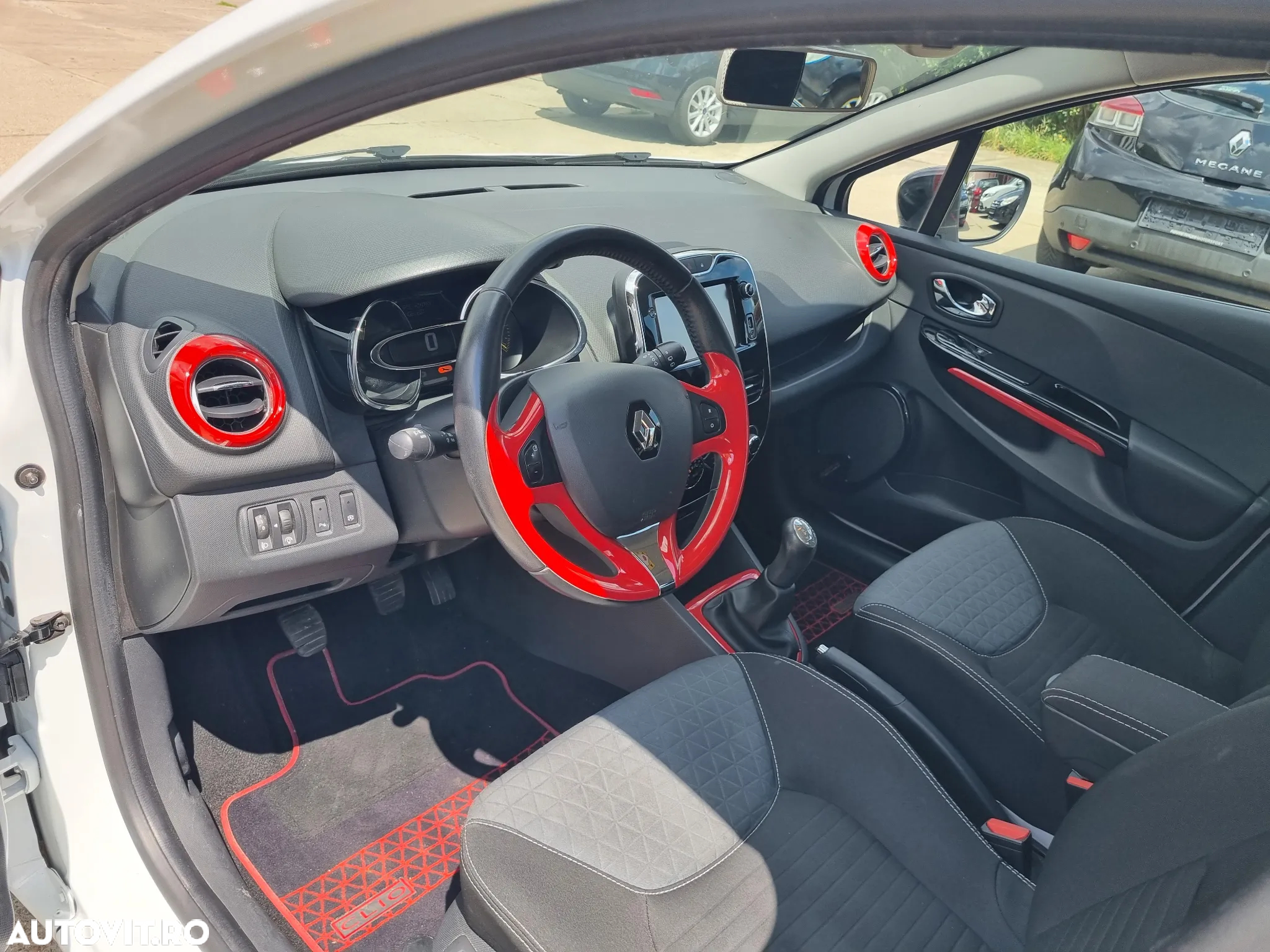 Renault Clio ENERGY TCe 90 Start & Stop Paris - 16