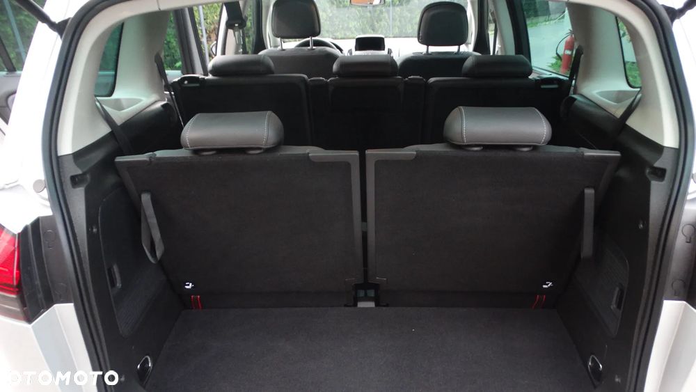 Opel Zafira 1.4 Turbo Business Edition - 11