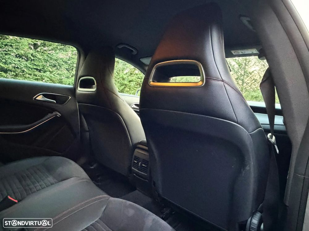 Mercedes-Benz CLA 220 (CDI) d 7G-DCT AMG Line - 25