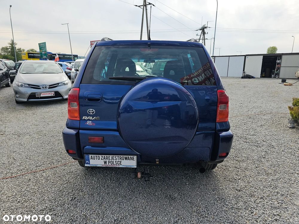 Toyota RAV4 2.0 D-4D 4x4 - 4