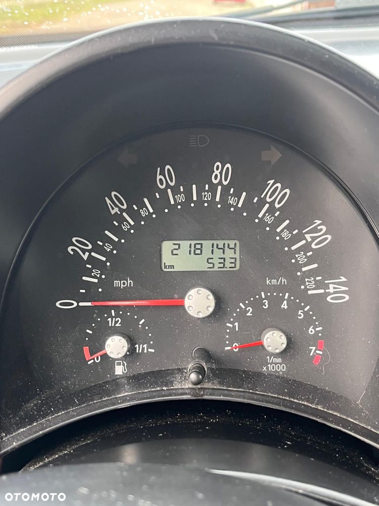 Volkswagen New Beetle 2.0 - 11