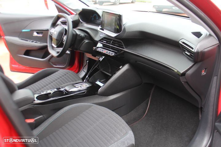 Peugeot e-208 Style - 11