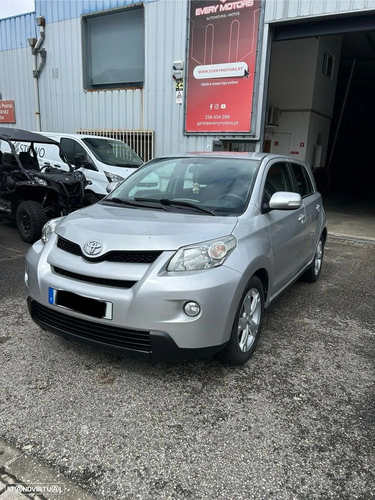 Toyota Urban Cruiser 1.4 D-4D - 2