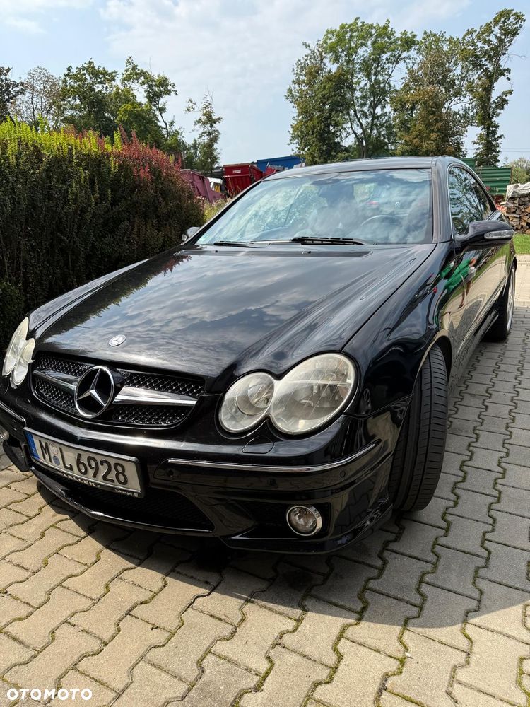 Mercedes-Benz CLK - 11