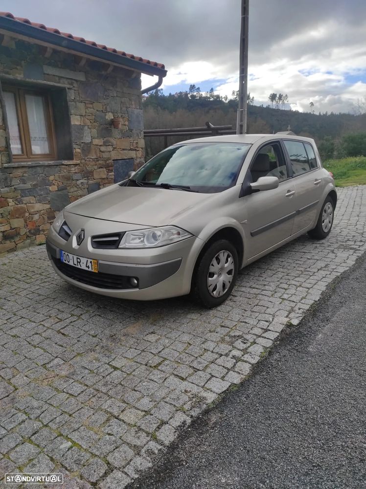 Renault Mégane 1.5 dCi Avantage - 6