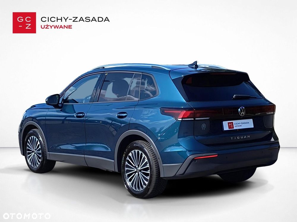 Volkswagen Tiguan - 3