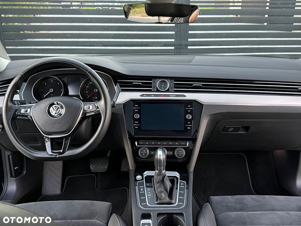 Volkswagen Passat 2.0 TDI BMT Highline DSG - 22