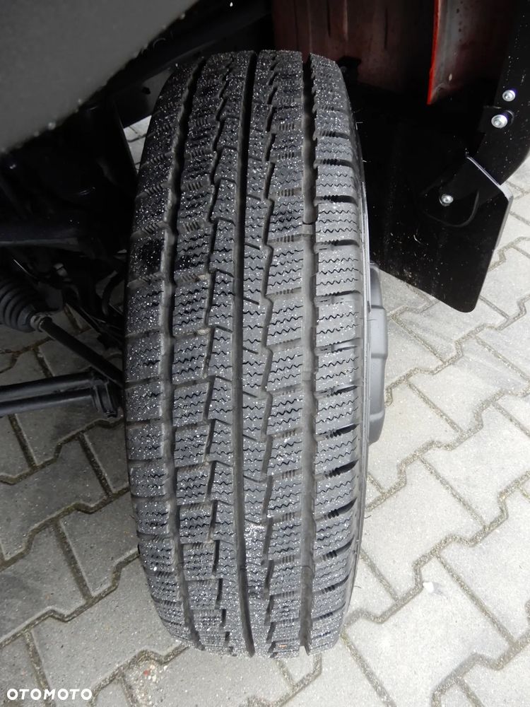 Iveco DAILY 50C18 Wywrotka Kiper Wywrot x 3 Strony 3996 mm Długi 8 E.Palet Renomowanej Firmy RomCar Rozstaw Osi 4100 mm WZMACNIANY HAK 3500 Kg 98 Tys Km Przeb. Stan Auta JAK NOWY POLECAM - 8