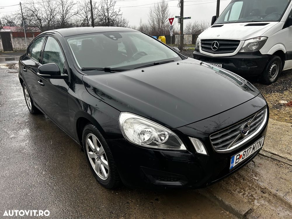 Volvo S60 D3 Start-Stop Kinetic - 1