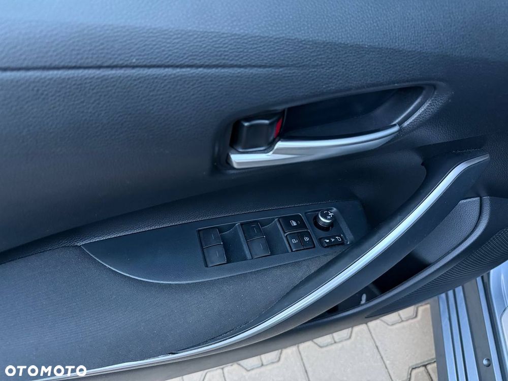 Toyota Corolla - 17