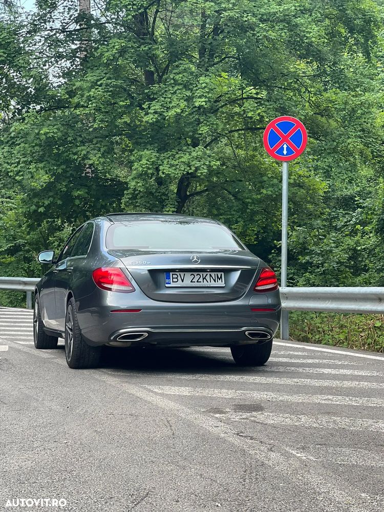 Mercedes-Benz E - 4