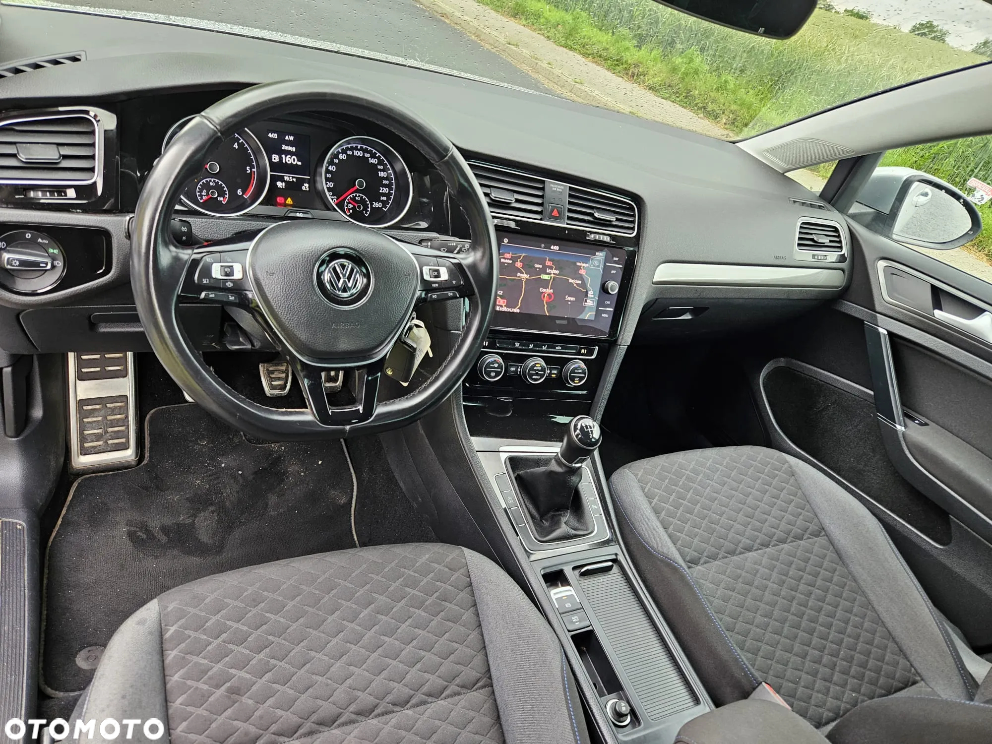 Volkswagen Golf 1.6 TDI Join - 14