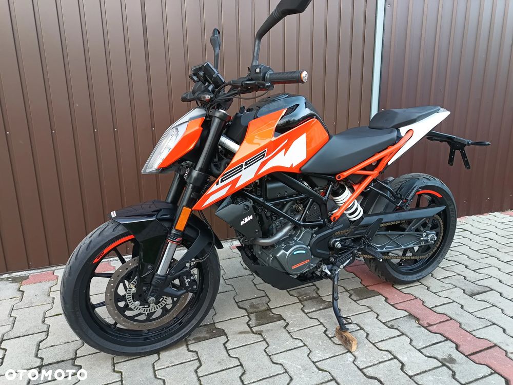 KTM Duke - 18