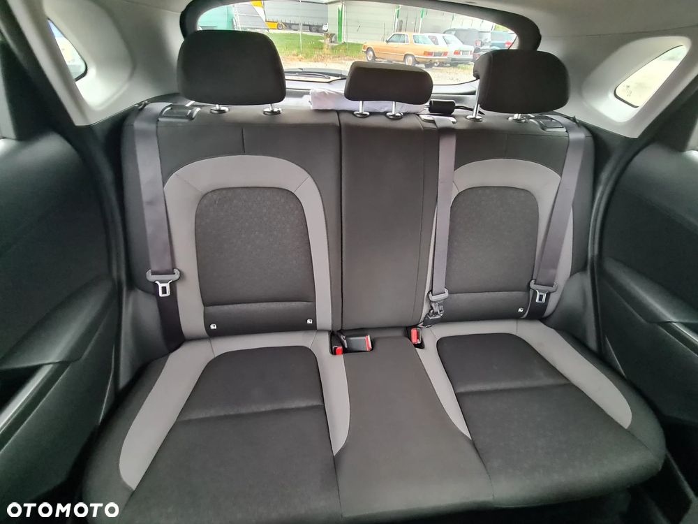 Hyundai Kona 1.6 T-GDI Style DCT - 38
