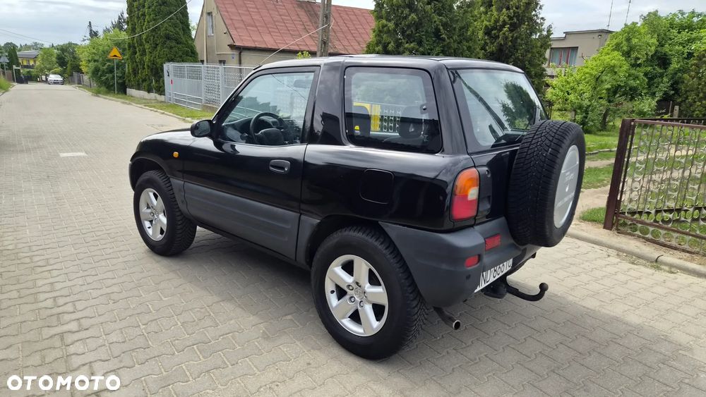 Toyota RAV4 2.0 Fun - 6