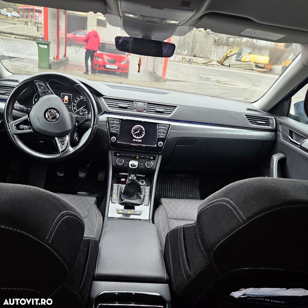 Skoda Superb 2.0 TDI Style - 7