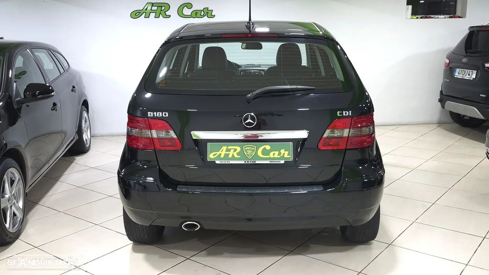 Mercedes-Benz B 180 CDI Autotronic - 5