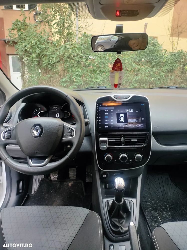 Renault Clio 1.5 dCi Zen - 8