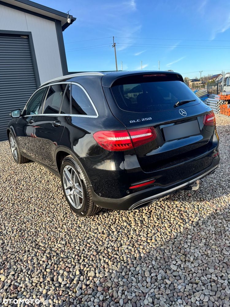 Mercedes-Benz GLC - 3